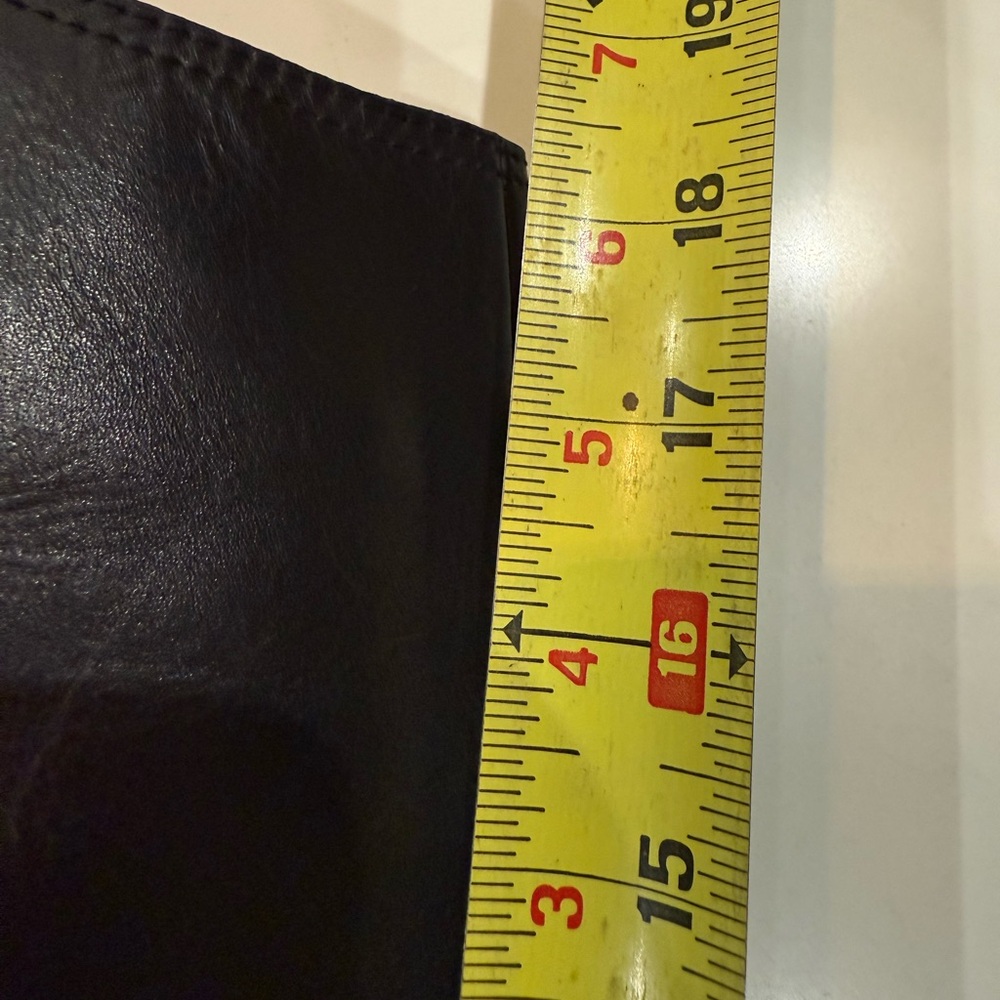 Elegant Black Knee-High Leather Boots TOM FORD LEATHER SIZE 37 - Picture 12 of 13